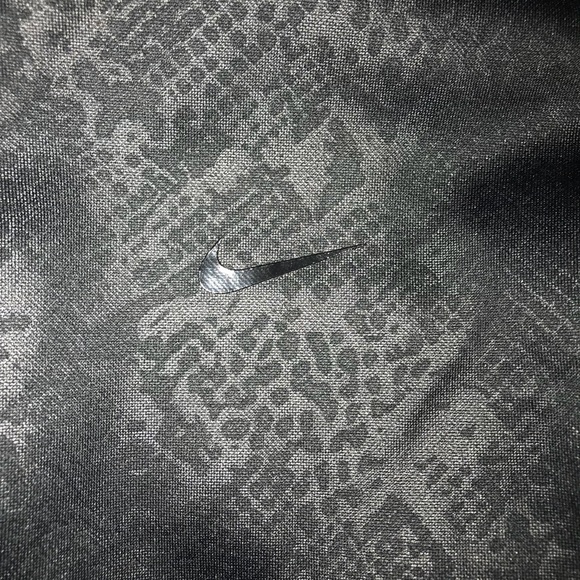 Nike Dri-fit Jacket - Picture 4 of 4